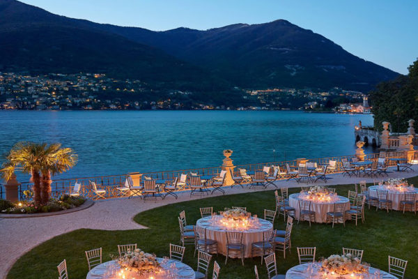 lake-como-event-venues-lawn-dusk-02-1024x724