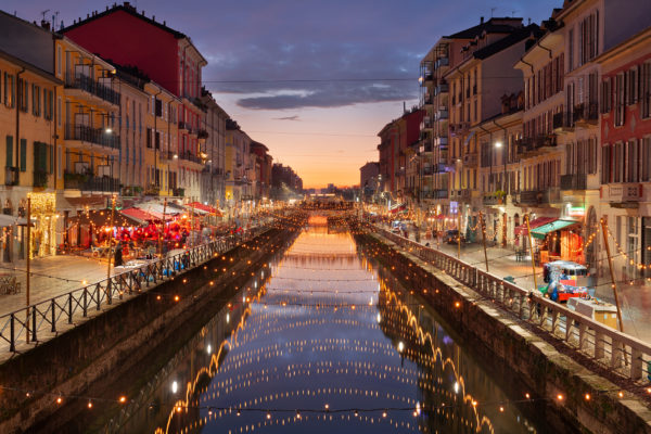 navigli-canal-milan-italy-at-twilight-2022-03-04-10-18-00-utc