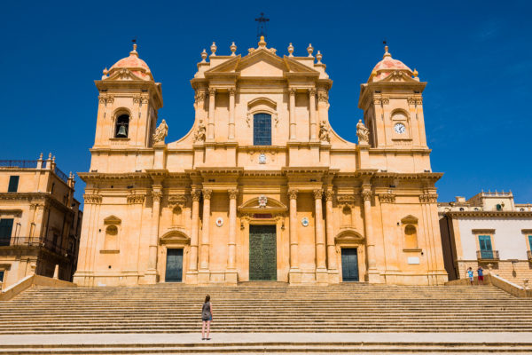 noto-sicily-a-tourist-visiting-st-nicholas-cathe-2022-03-09-17-15-56-utc