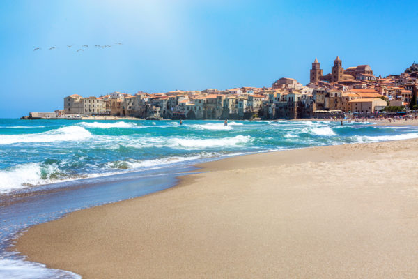 seaside-beach-town-of-cefalu-in-sicily-italy-2022-06-17-03-05-09-utc